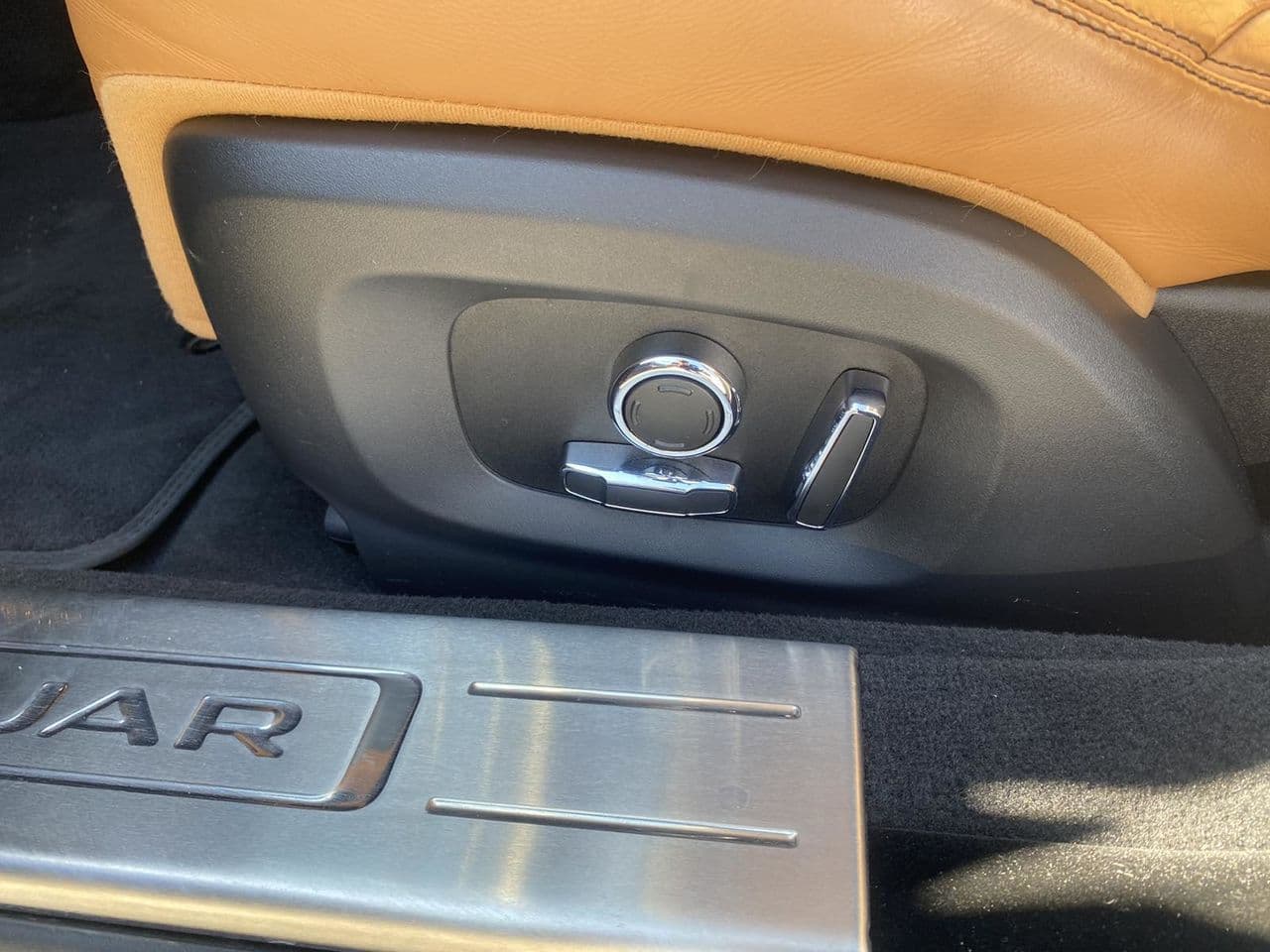 2015 Jaguar XJ — Miniatură 20