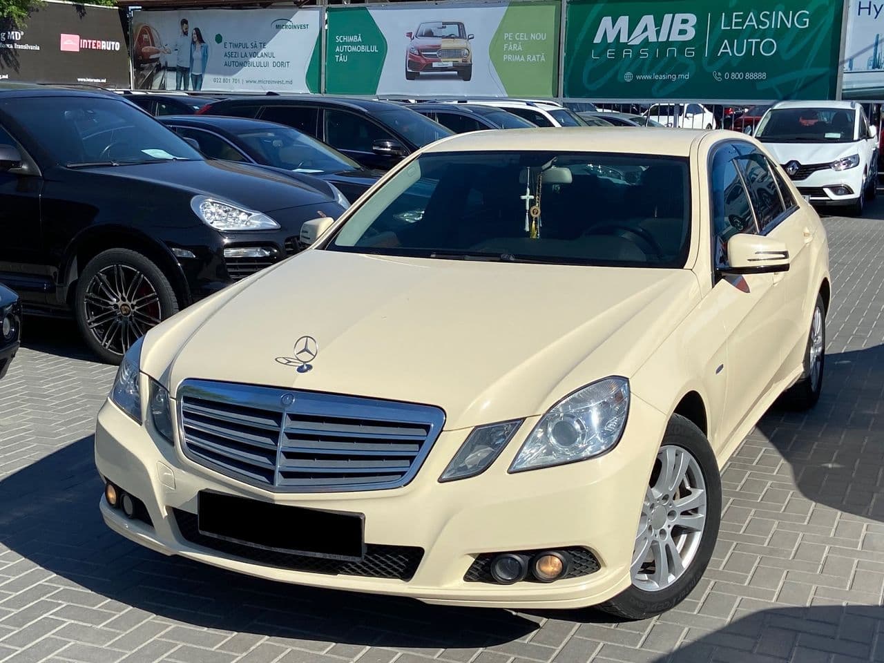 Mercedes E 200 2010 — Миниатюра 2