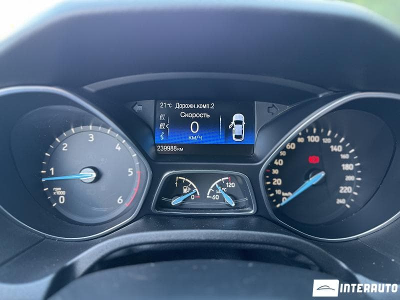 2015 Ford Focus — Miniatură 10
