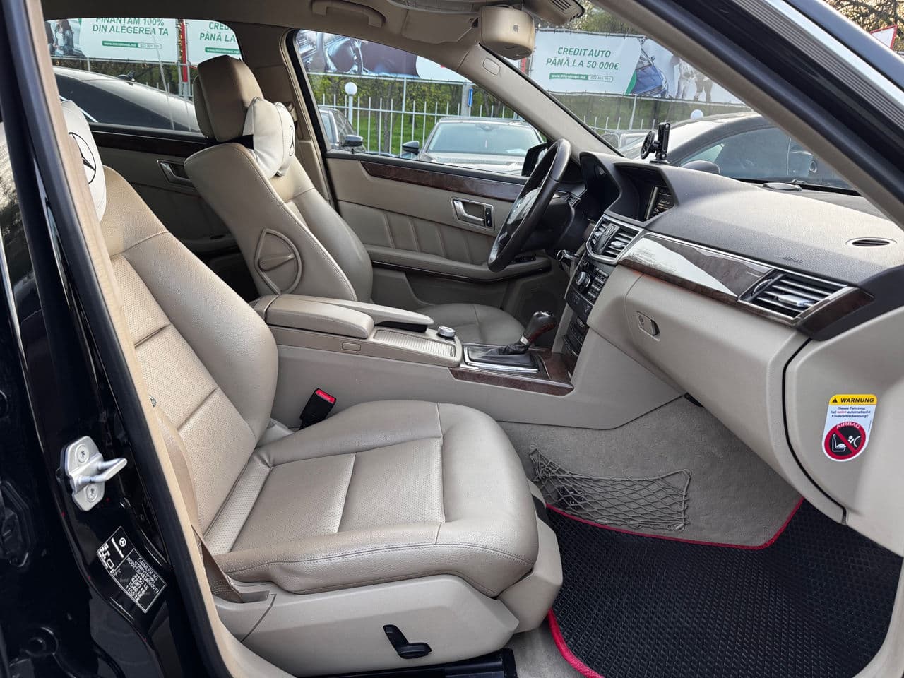 2011 Mercedes E 200 — Miniatură 6