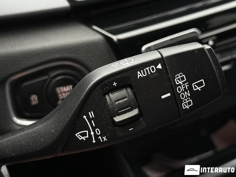 BMW 216d 2016 — Миниатюра 12