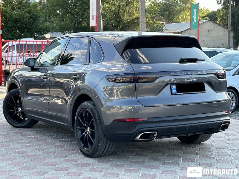 Porsche Cayenne 2019 — Миниатюра 2