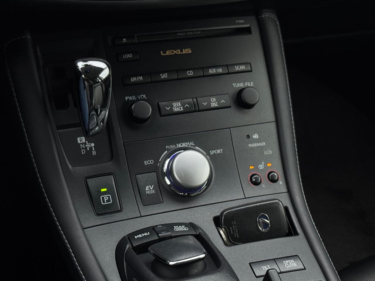 2011 Lexus CT 200h — Miniatură 12