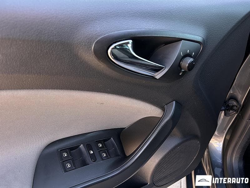 2012 Seat Ibiza — Miniatură 6