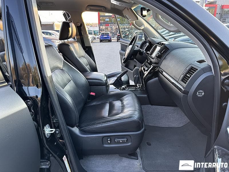 2013 Toyota Land Cruiser — Miniatură 16