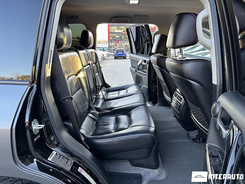 2013 Toyota Land Cruiser — Miniatură 15