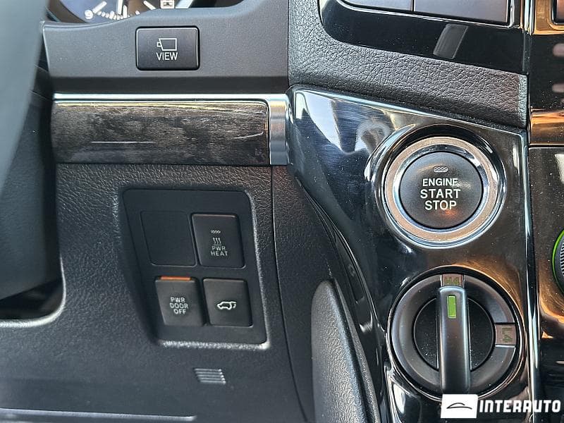 2013 Toyota Land Cruiser — Miniatură 11