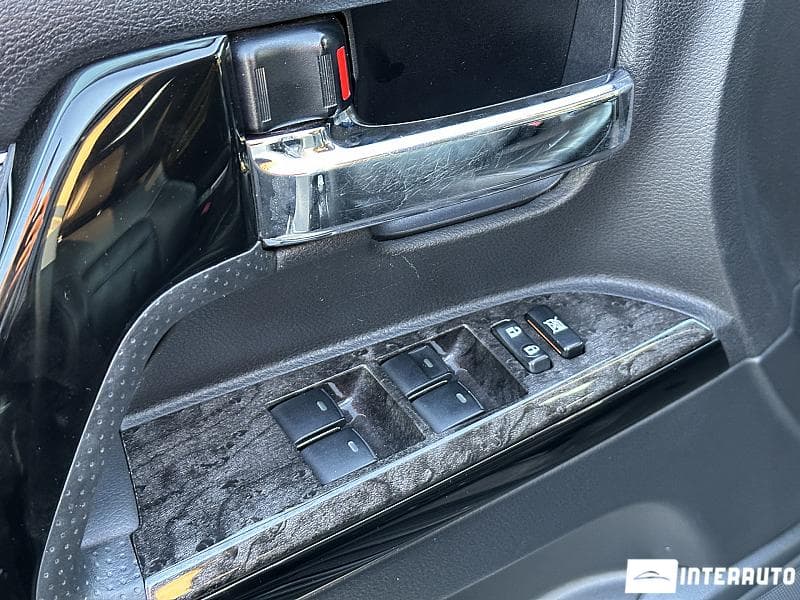 2013 Toyota Land Cruiser — Miniatură 18