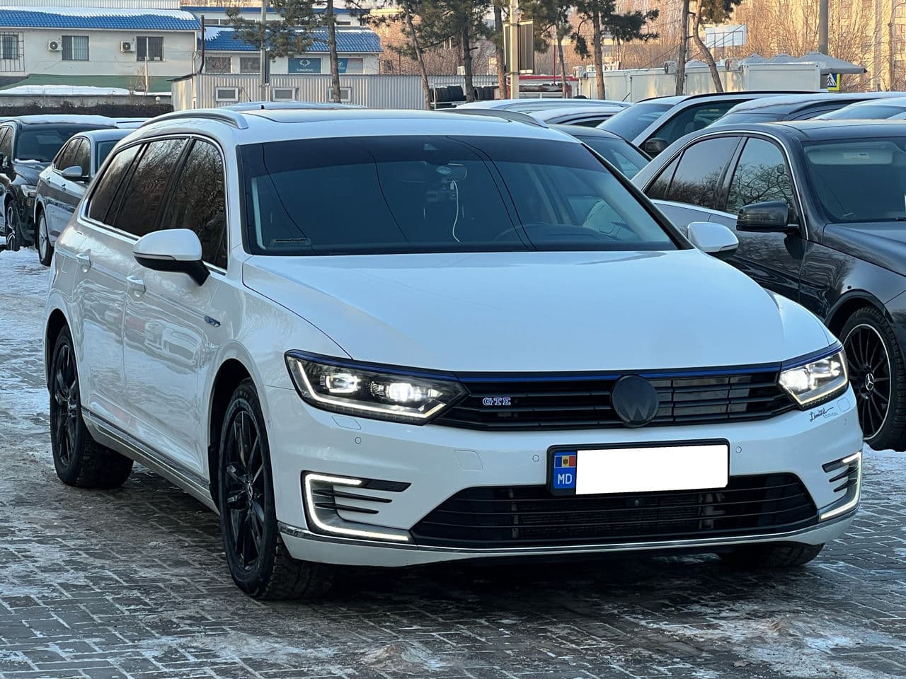2015 Volkswagen Passat GTE — Miniatură 3