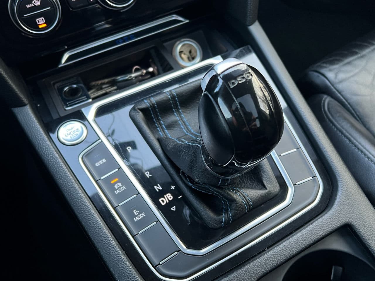 2015 Volkswagen Passat GTE — Miniatură 18