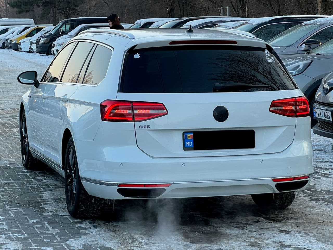 2015 Volkswagen Passat GTE — Miniatură 4