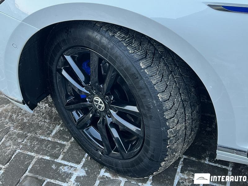 2015 Volkswagen Passat GTE — Miniatură 24