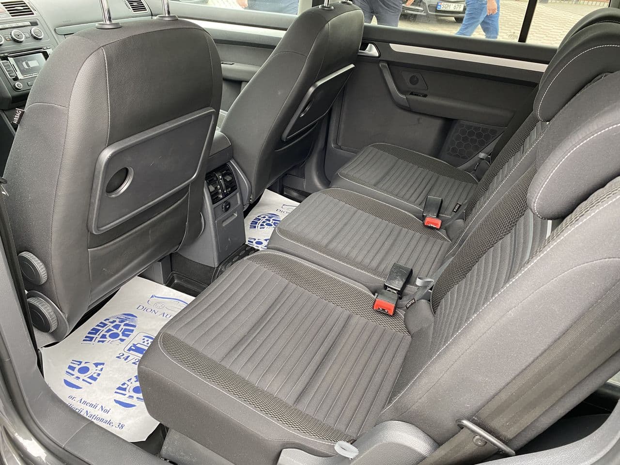 2014 Volkswagen Touran — Miniatură 17