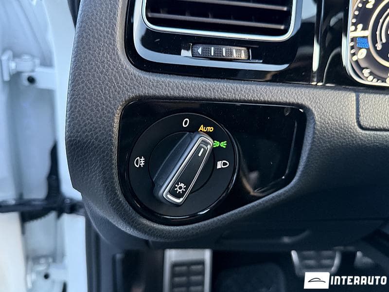 2014 Volkswagen Golf R — Miniatură 20
