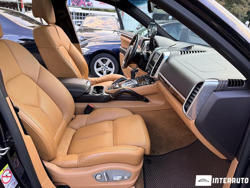 2013 Porsche Cayenne — Miniatură 6