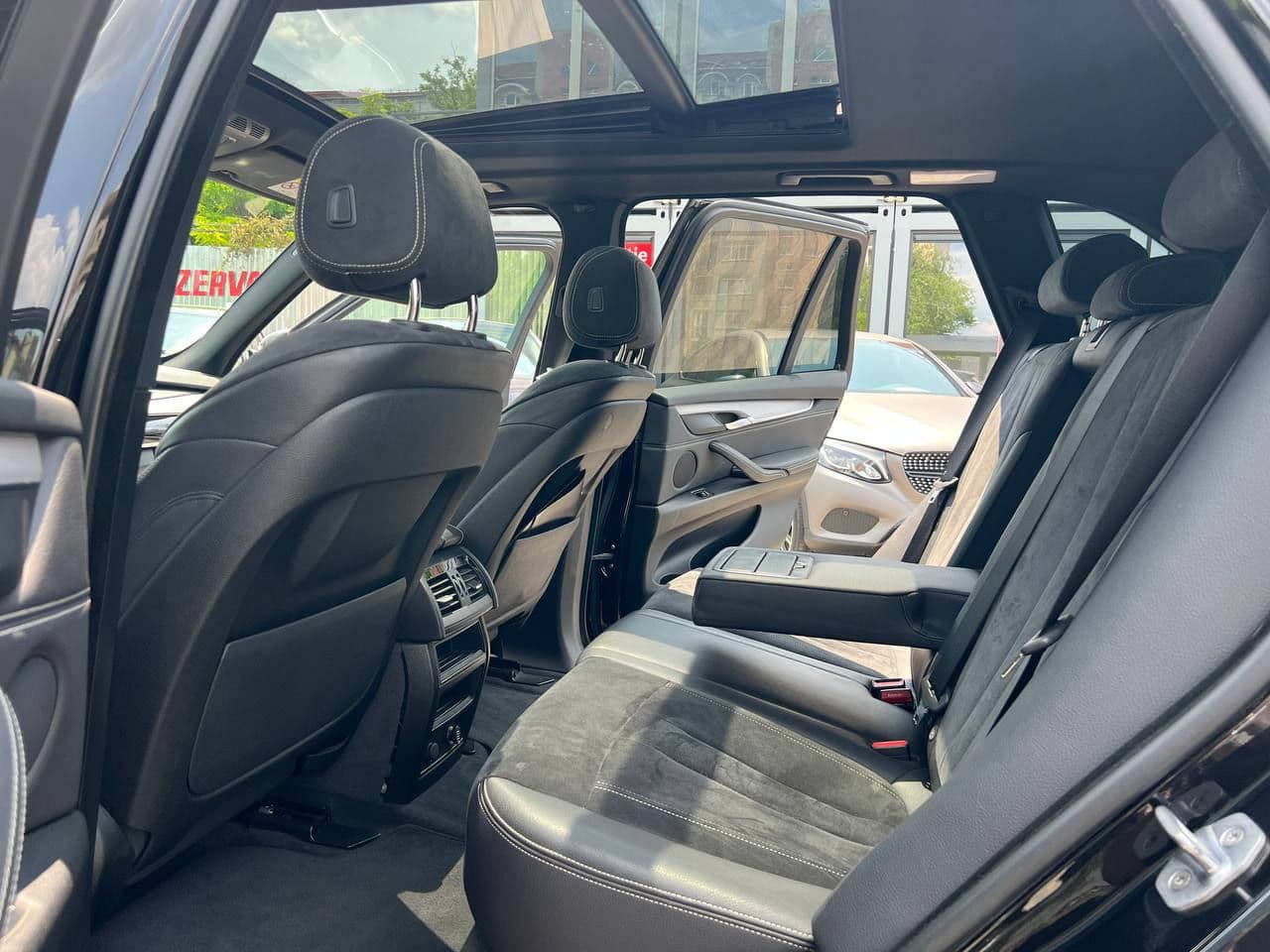 2017 BMW X5 2.5D — Miniatură 20