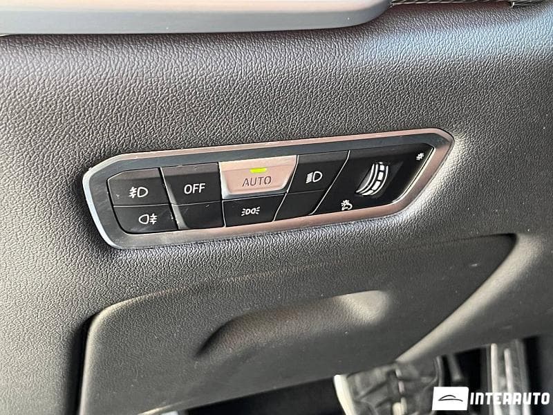 2021 BMW X5 2.5D — Miniatură 18