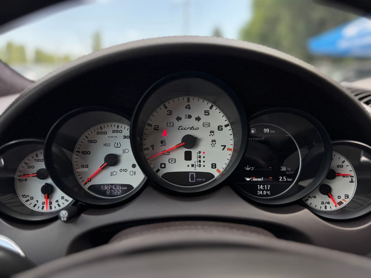 2012 Porsche Cayenne Turbo — Miniatură 12