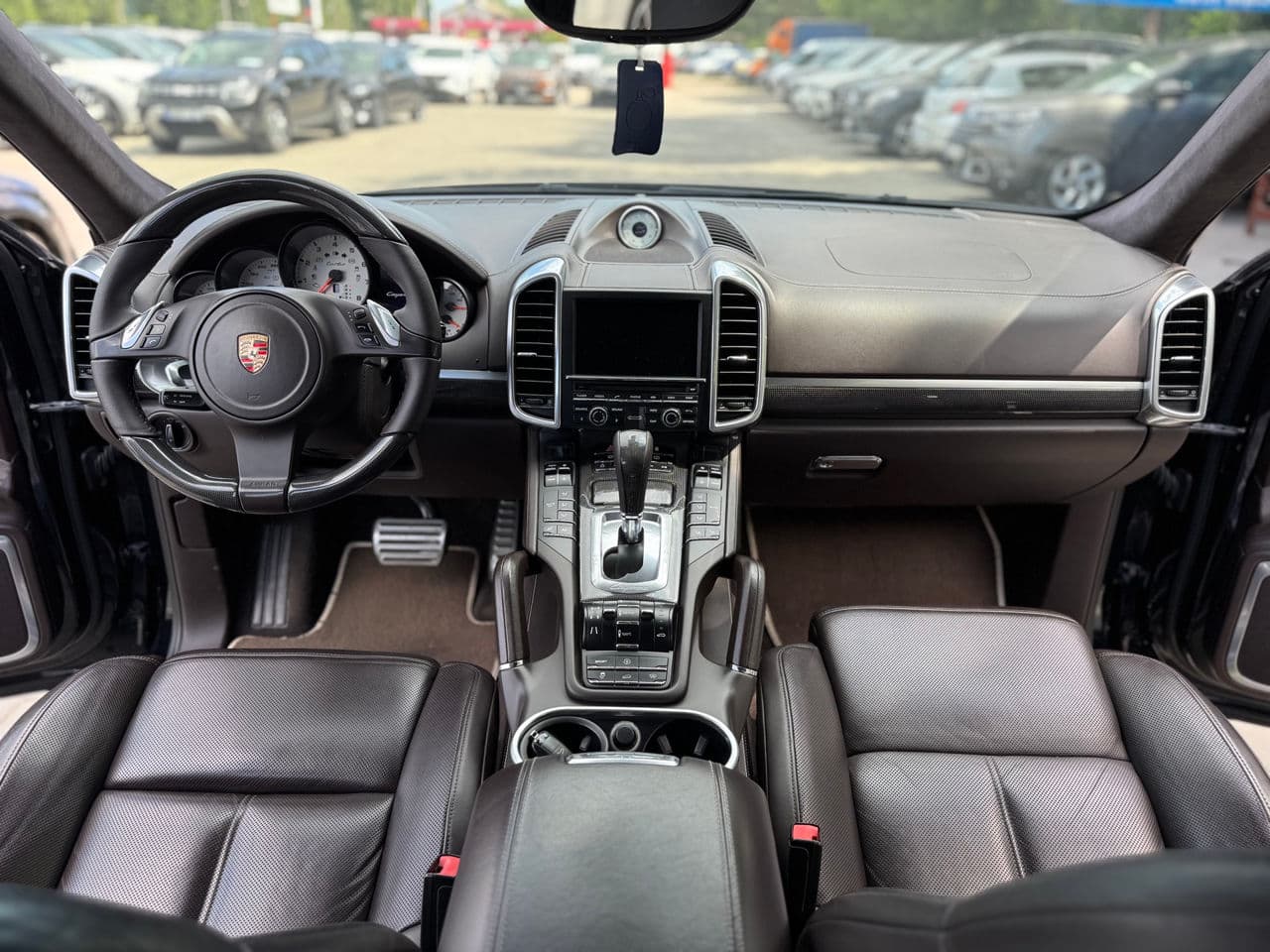 2012 Porsche Cayenne Turbo — Miniatură 18