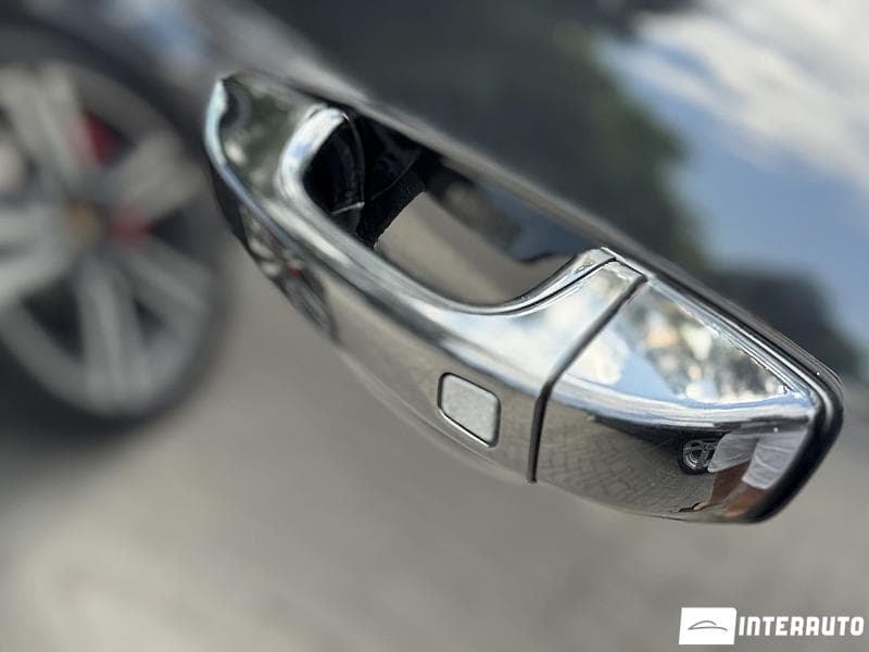 2012 Porsche Cayenne Turbo — Miniatură 7