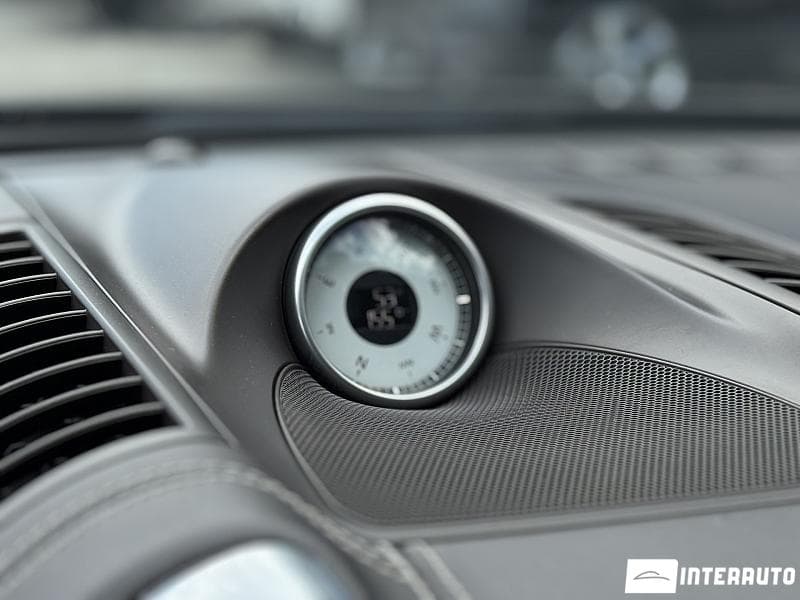 2012 Porsche Cayenne Turbo — Miniatură 14
