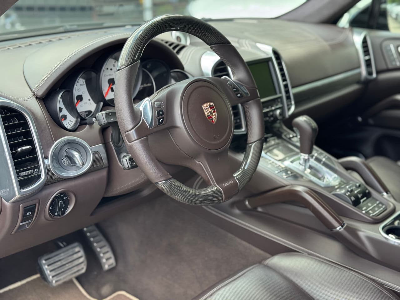 2012 Porsche Cayenne Turbo — Miniatură 10