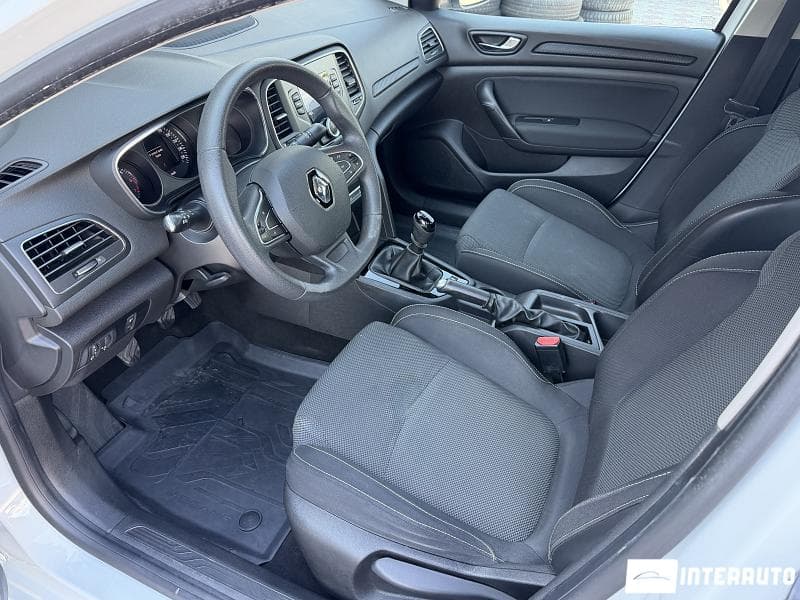 2019 Renault Megane — Miniatură 7