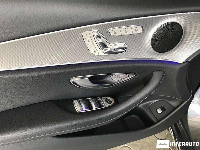 2016 Mercedes E 220 — Miniatură 5
