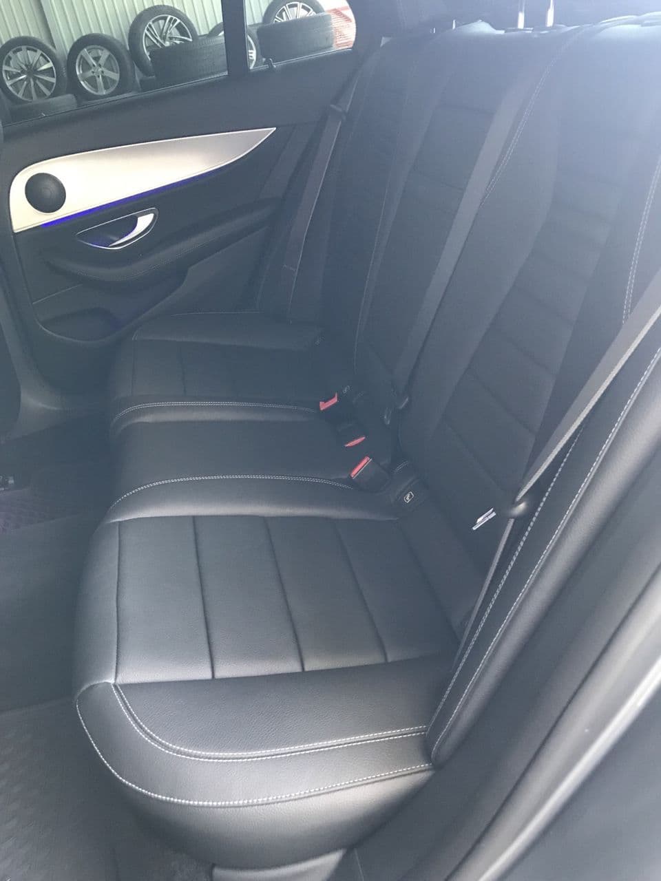 2016 Mercedes E 220 — Miniatură 19