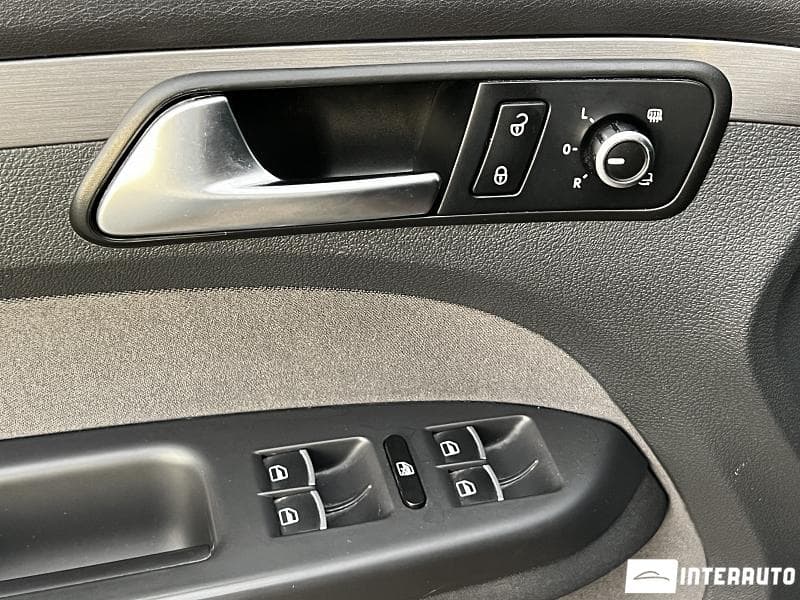 2013 Volkswagen Touran — Miniatură 11