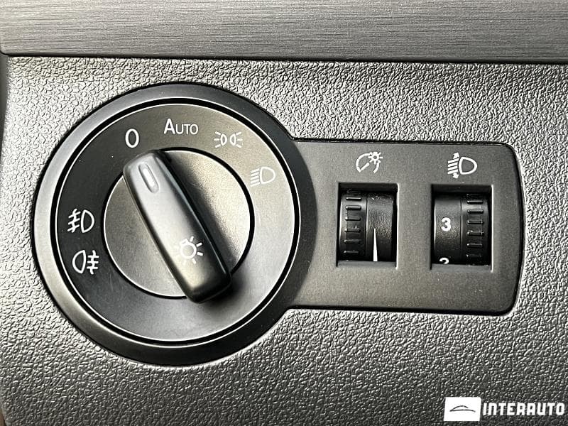 2013 Volkswagen Touran — Miniatură 10