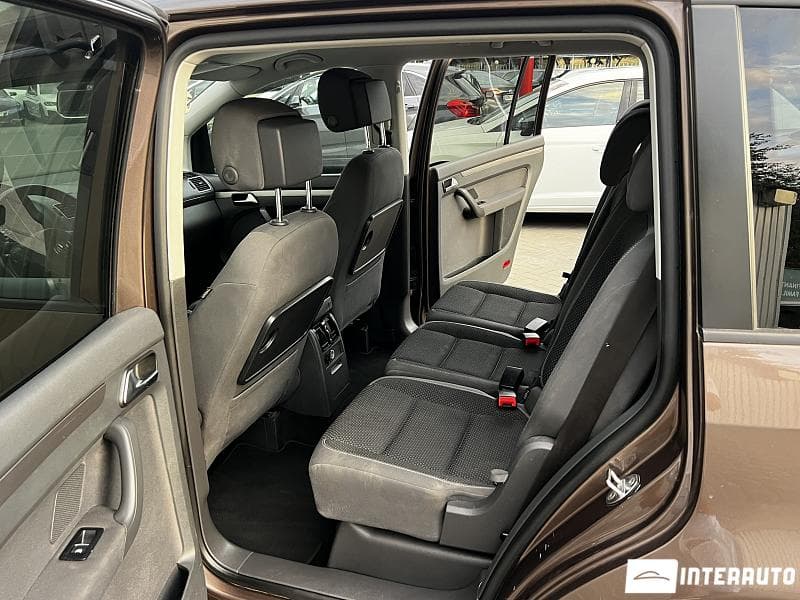 2013 Volkswagen Touran — Miniatură 16