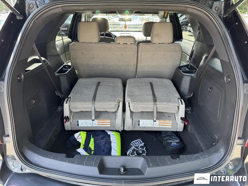 2013 Ford Explorer — Miniatură 18