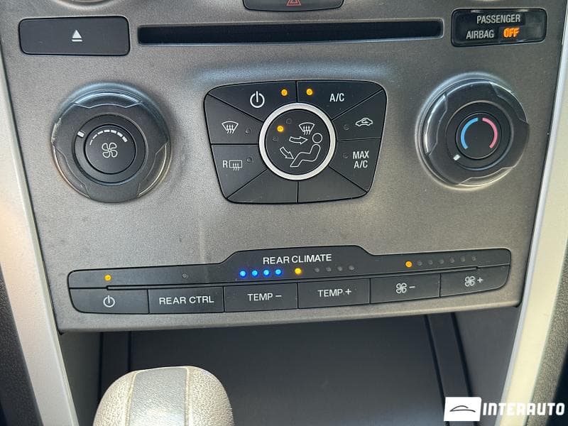 2013 Ford Explorer — Miniatură 12