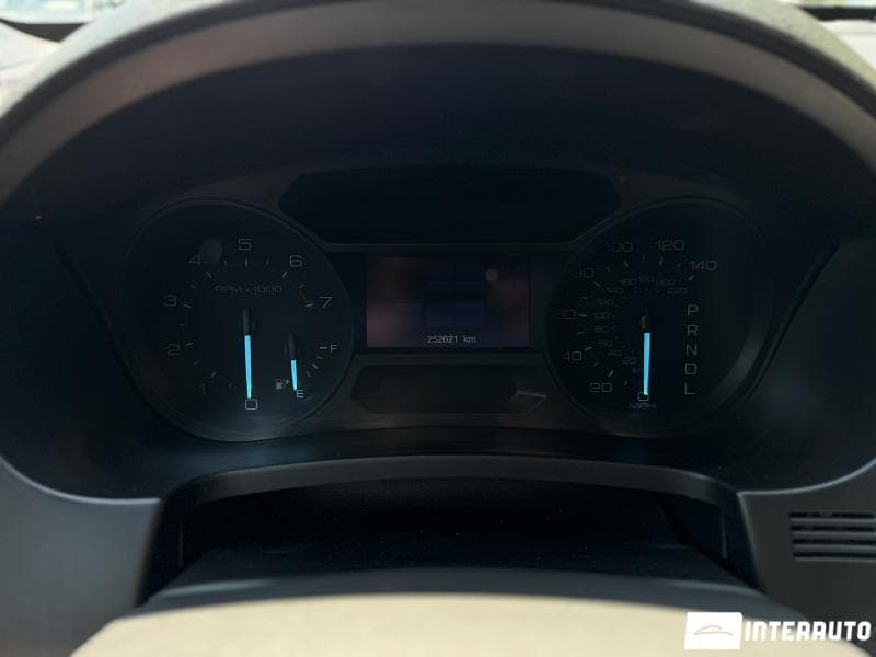 2013 Ford Explorer — Miniatură 10