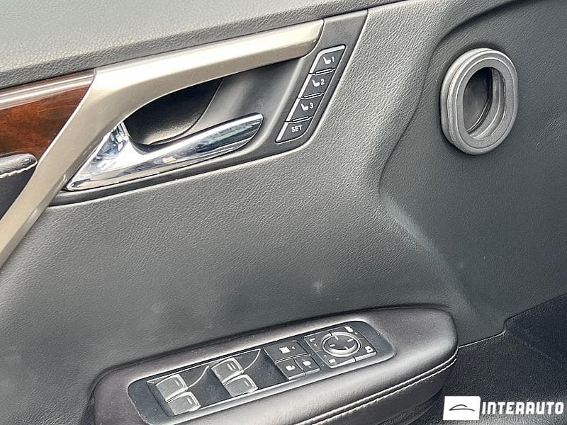 2016 Lexus RX 450h — Miniatură 15