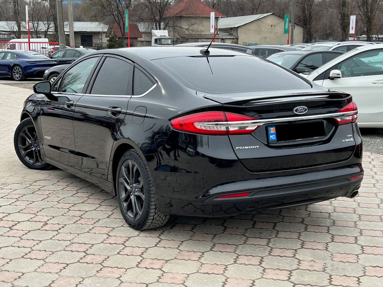 2017 Ford Fusion — Miniatură 2