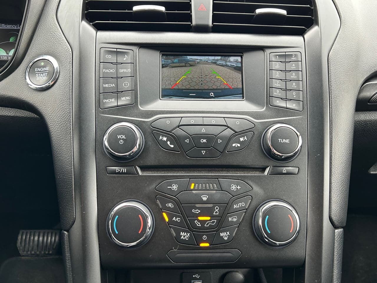 2017 Ford Fusion — Miniatură 12