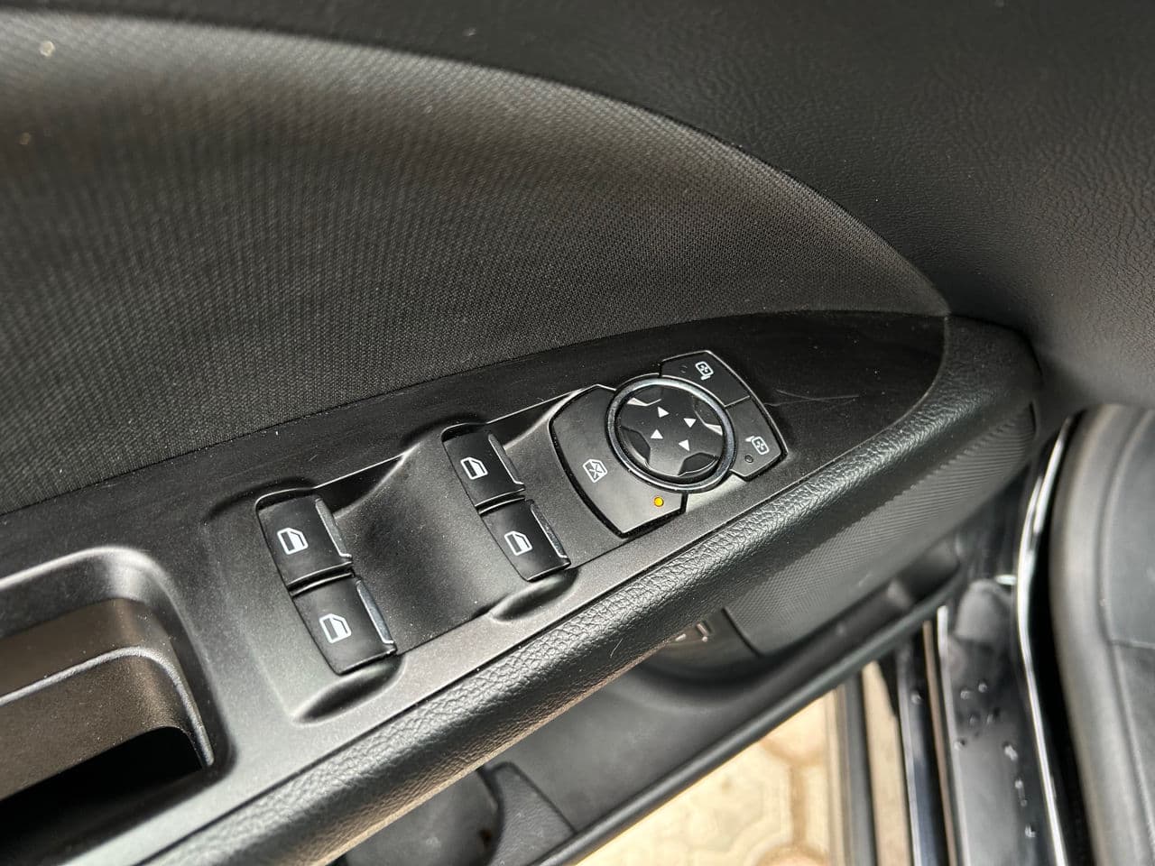 2017 Ford Fusion — Miniatură 6