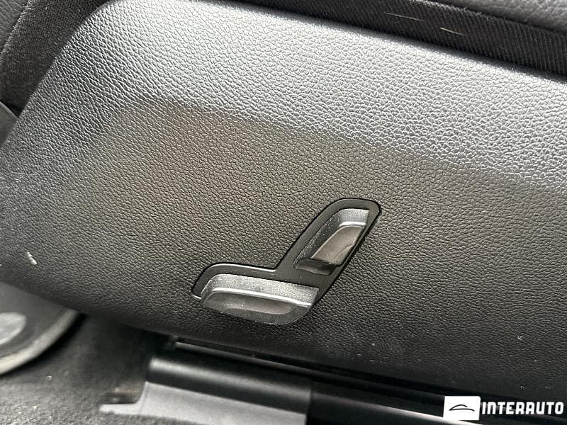 2016 Mercedes E 220 — Miniatură 20