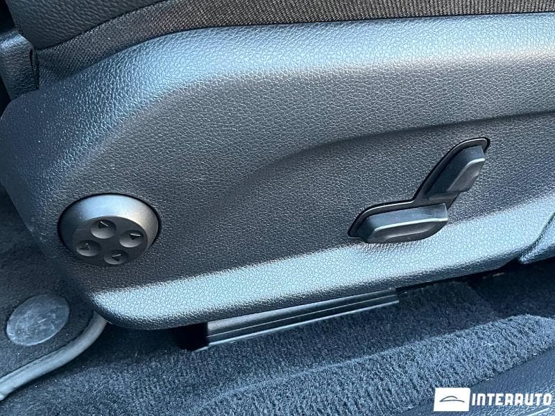 2020 Mercedes E 220 — Miniatură 19