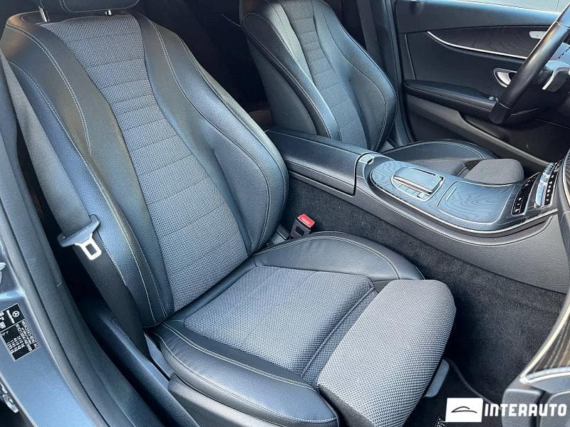 2020 Mercedes E 220 — Miniatură 7
