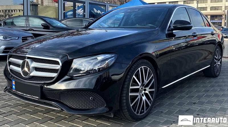 2016 Mercedes E 220 — Miniatură 2