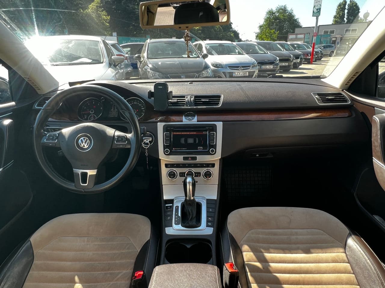2013 Volkswagen Passat — Miniatură 11