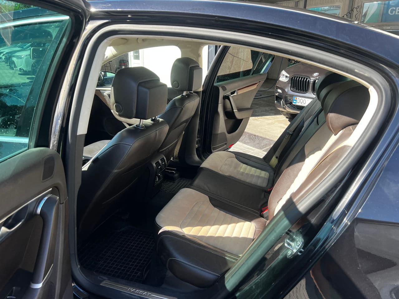 2013 Volkswagen Passat — Miniatură 8