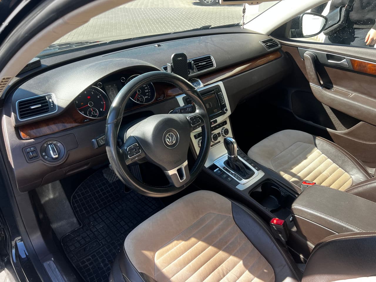 2013 Volkswagen Passat — Miniatură 5
