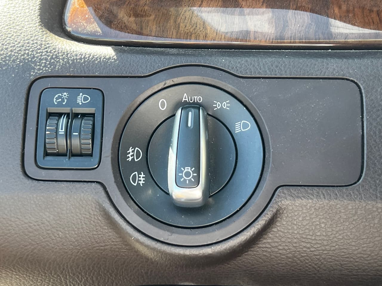 2013 Volkswagen Passat — Miniatură 18