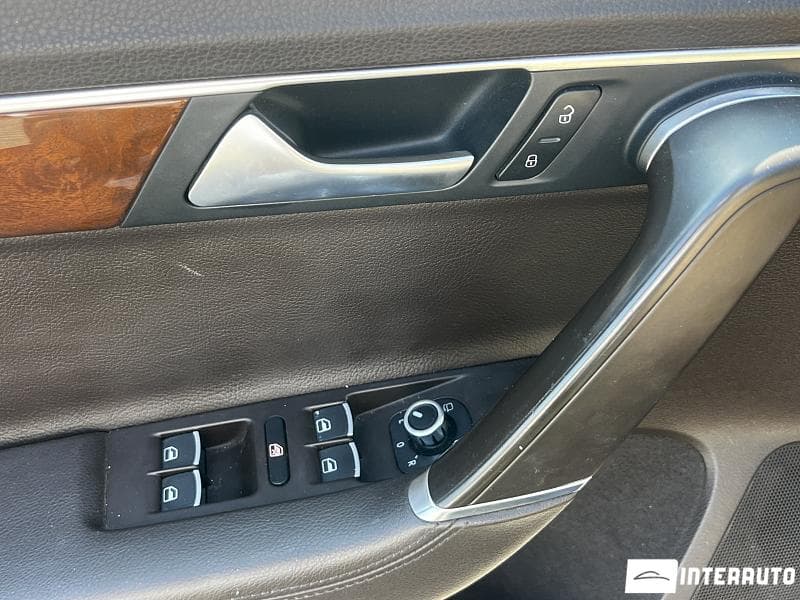2013 Volkswagen Passat — Miniatură 16