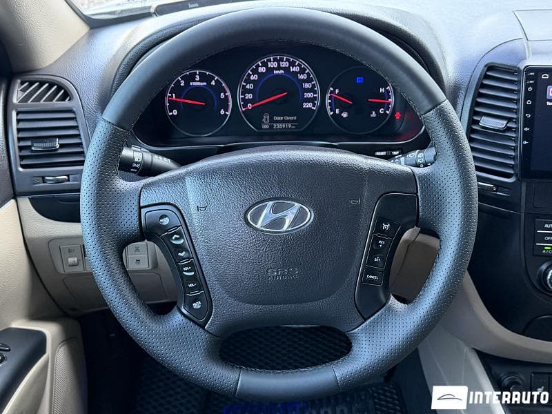2011 Hyundai Santa Fe — Miniatură 10