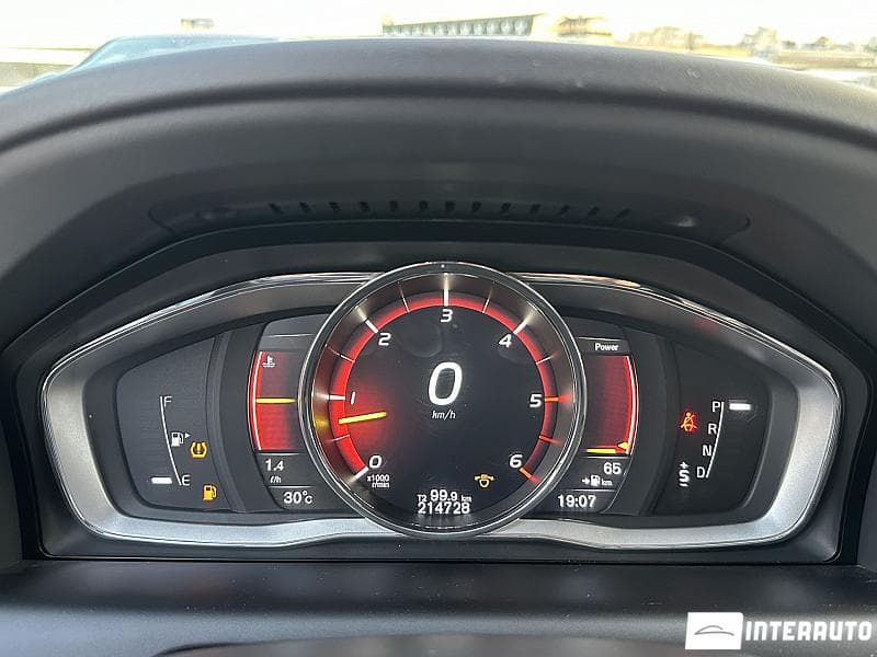 2016 Volvo XC 60 — Miniatură 8